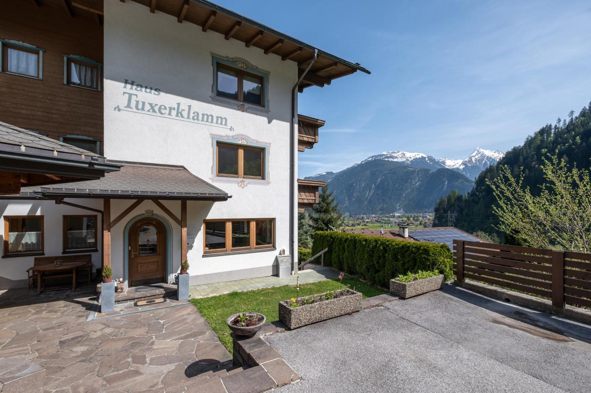 Ferienwohnung Haus Tuxerklamm Mayrhofen Exterior foto