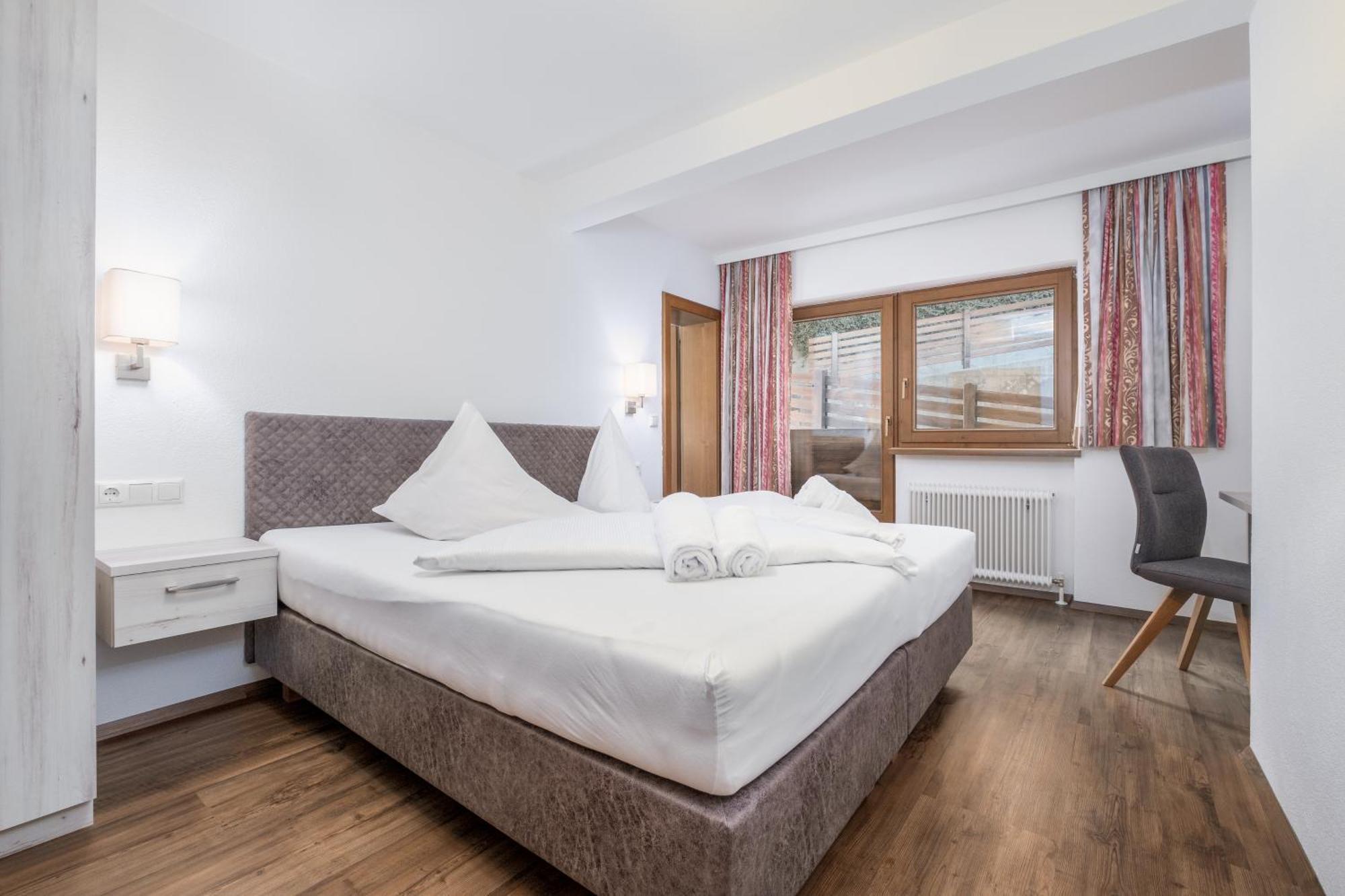 Ferienwohnung Haus Tuxerklamm Mayrhofen Zimmer foto