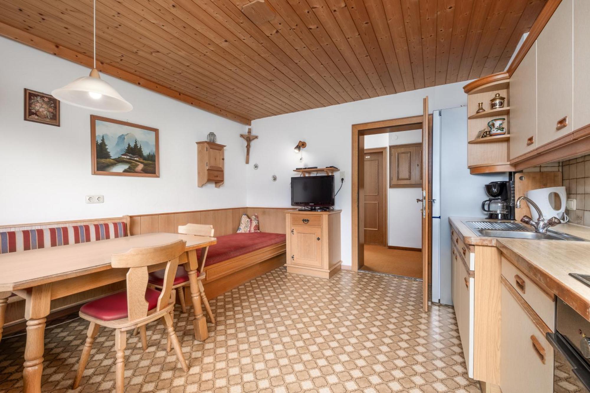 Ferienwohnung Haus Tuxerklamm Mayrhofen Zimmer foto